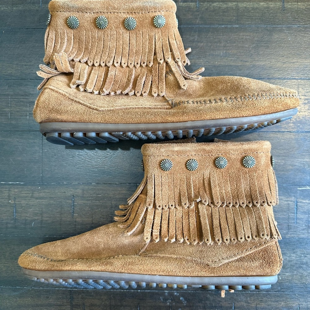 Minnetonka Tan Fringe Ankle Boots